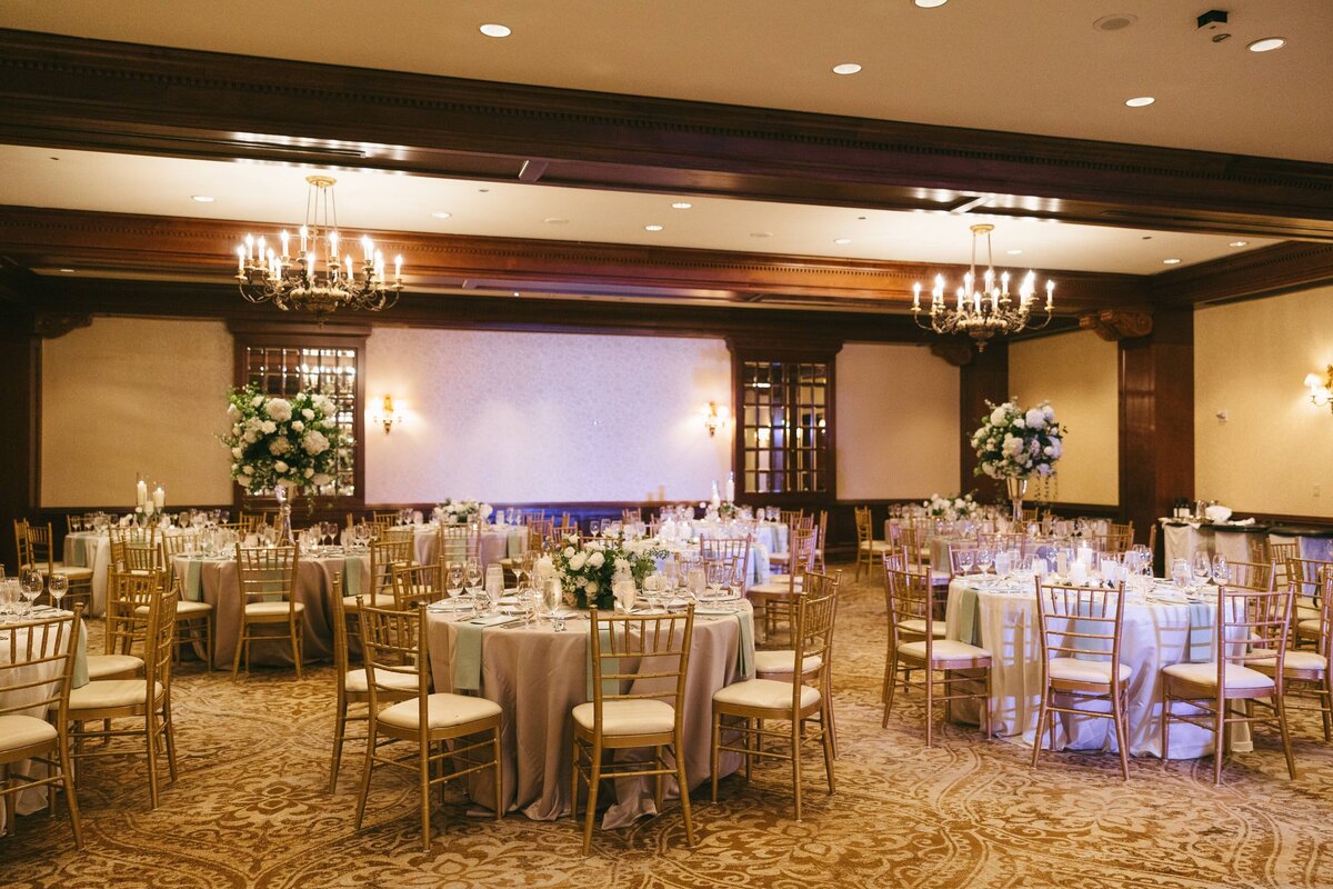 houston wedding planner - Lillie Jane Designs - Houstonian Hotel indoor garden wedding16