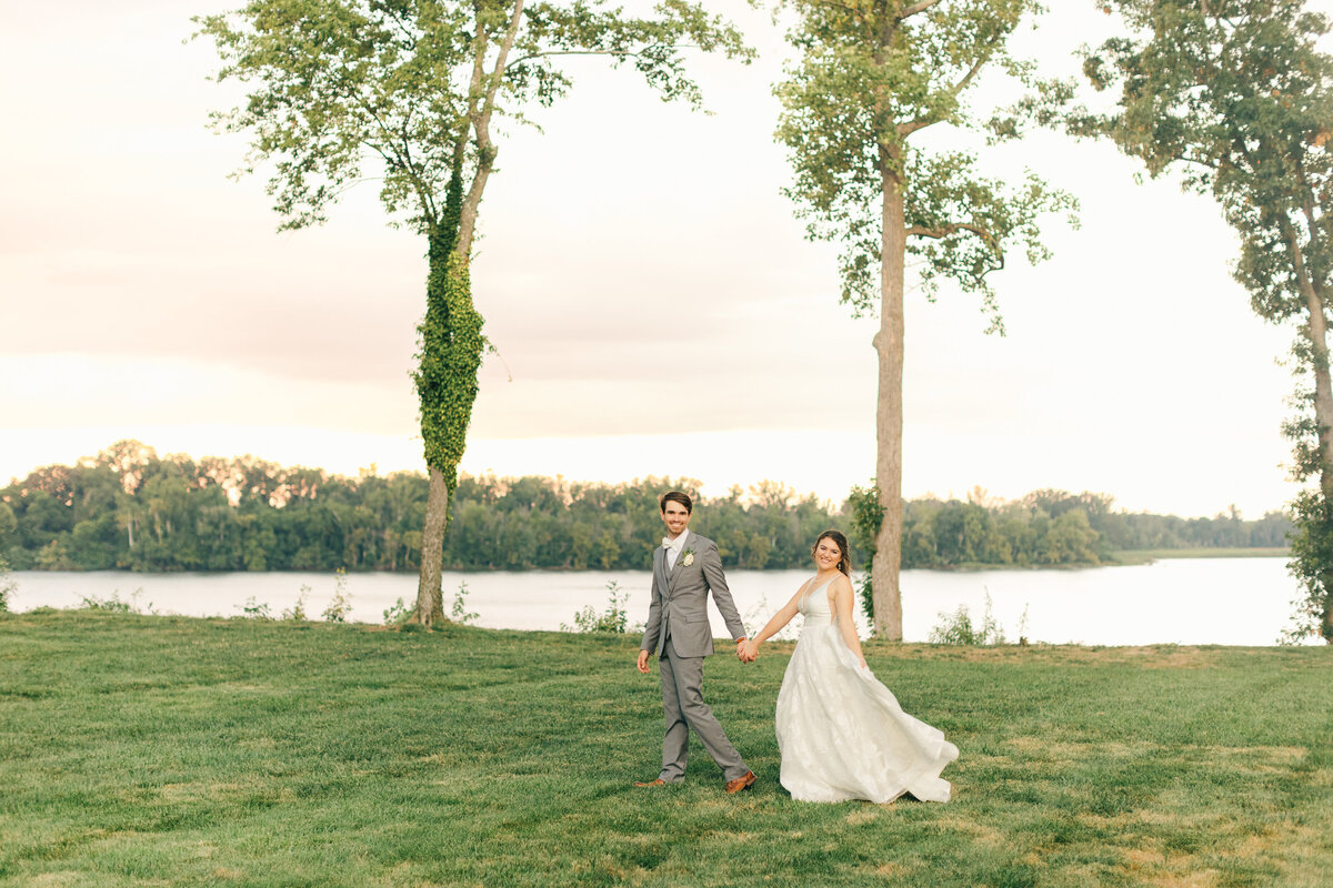 Hannah & Kevin_Wedding_Bride & Groom Sunset-1089