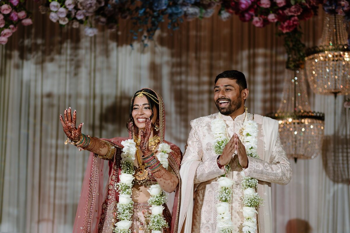 Nichole-Babiez-Photography-wedding-photographer-indian-wedding-photographer-mendhi-sangeet-baraat-luxury-chicago-illinois-marriott-schaumburg-83