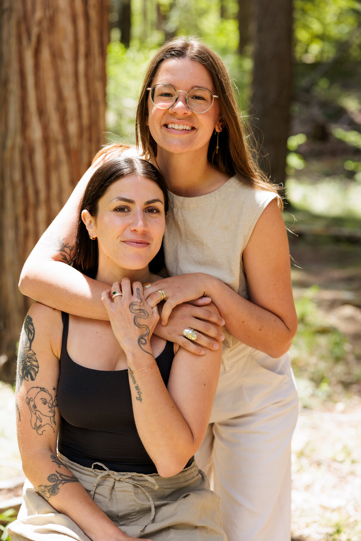 lesbian-couple-engagement-yosemite