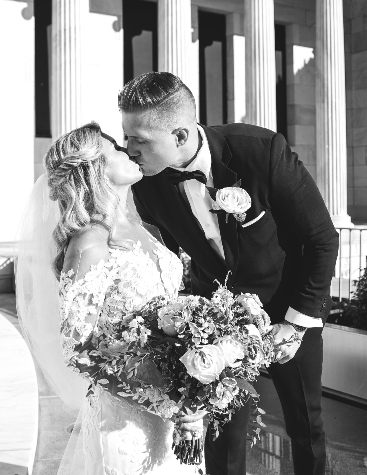 Buffalo, NY Rochester, NY and WNY wedding and engagement photographer. Jessica Stewart Photography. Wurlitzer Building North Tonawanda, NY 500 Pearl Weddings Albright Knox Wedding photography
