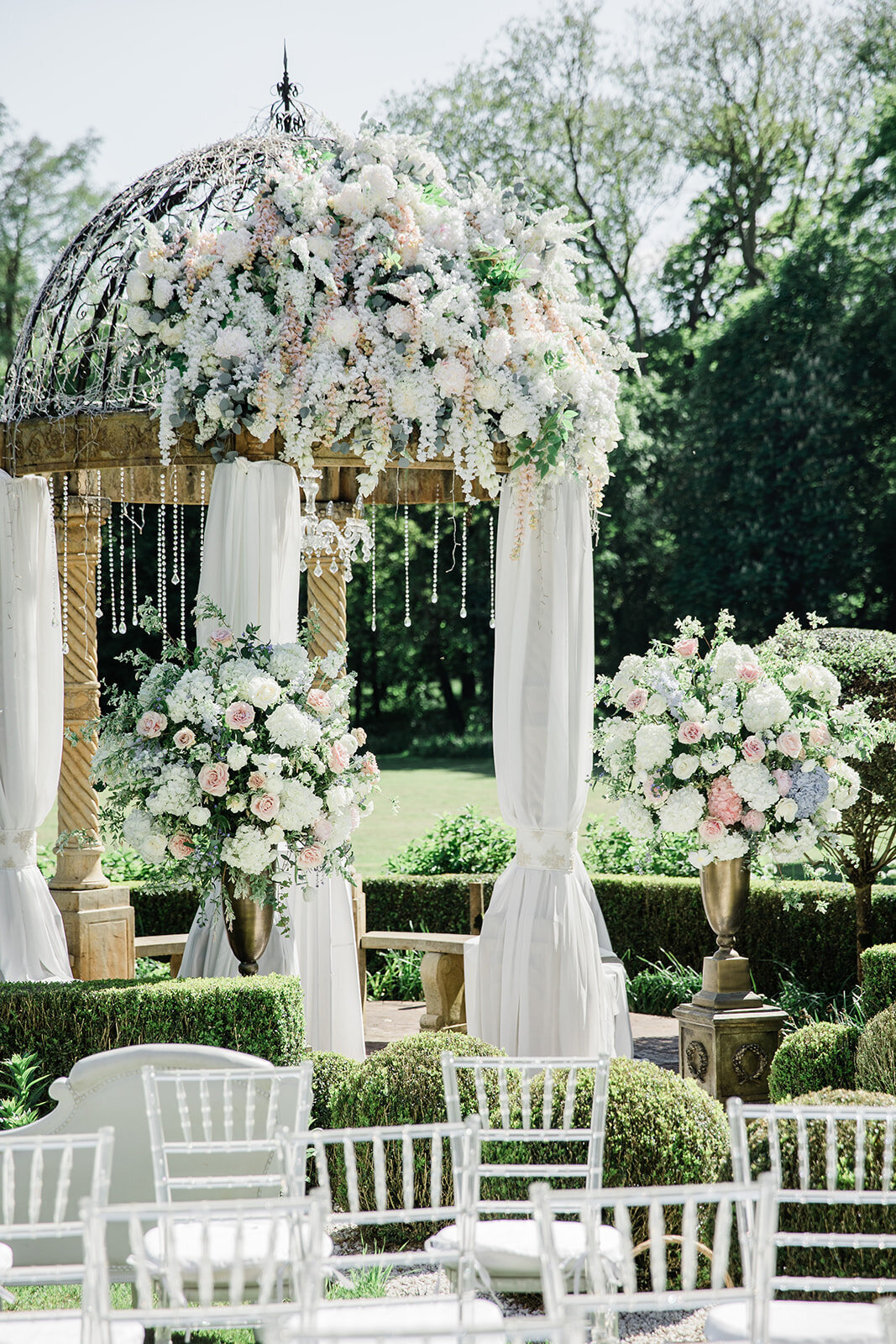 loire-valley-chateau-ceremony-elopement