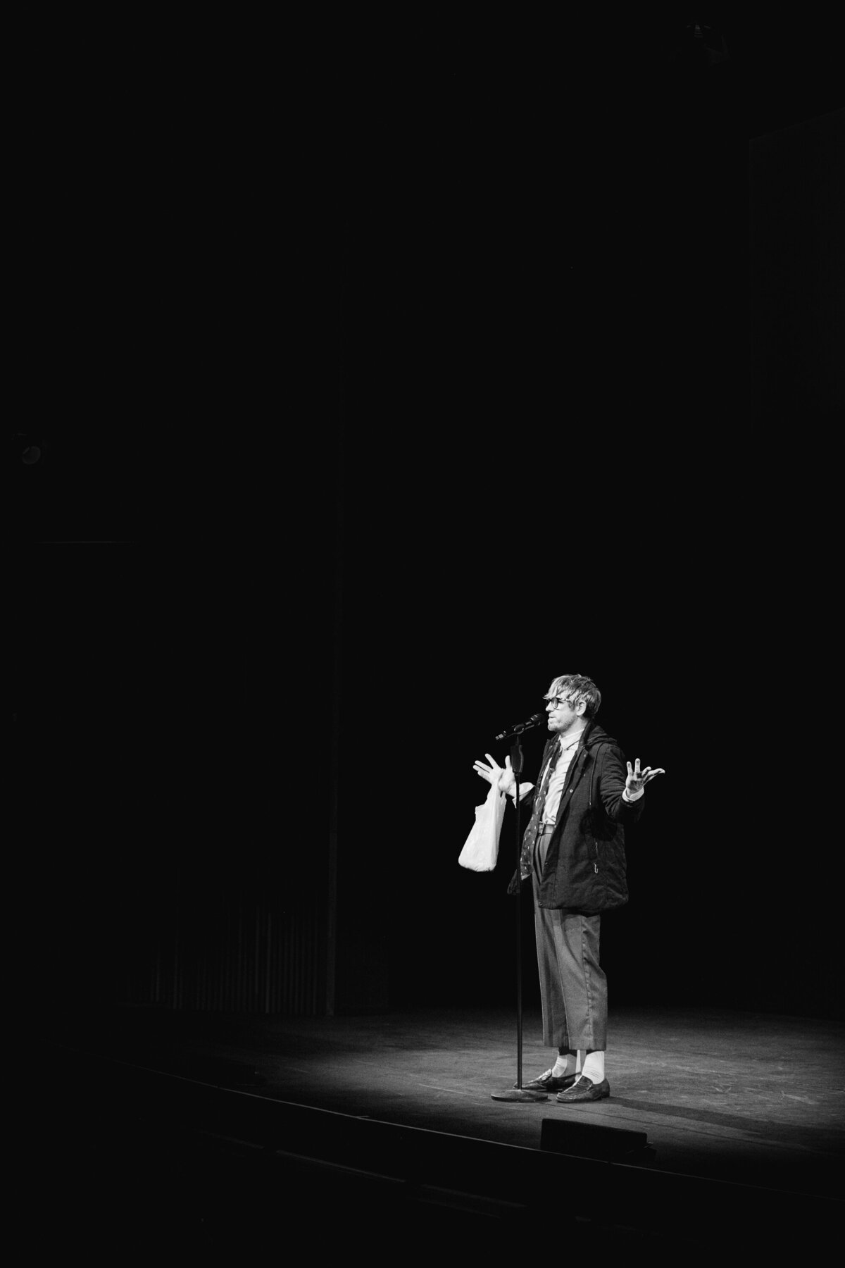 cure-parkinsons-charity-comedy-event-london-theatre-marc-james-photography002