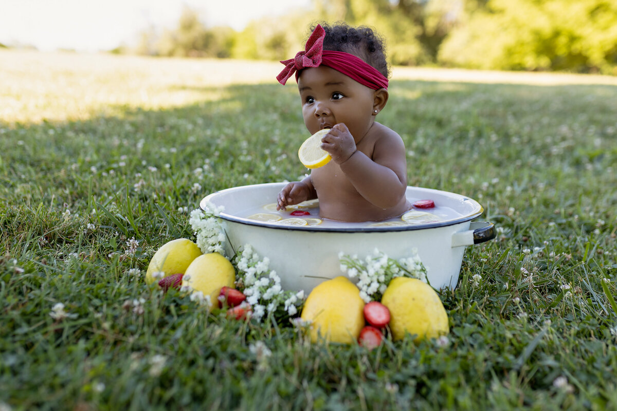 baby photographer with props in McDonough Georgia, peachtree city baby photographer, baby photography in Atlanta, Fayetteville Georgia baby photography