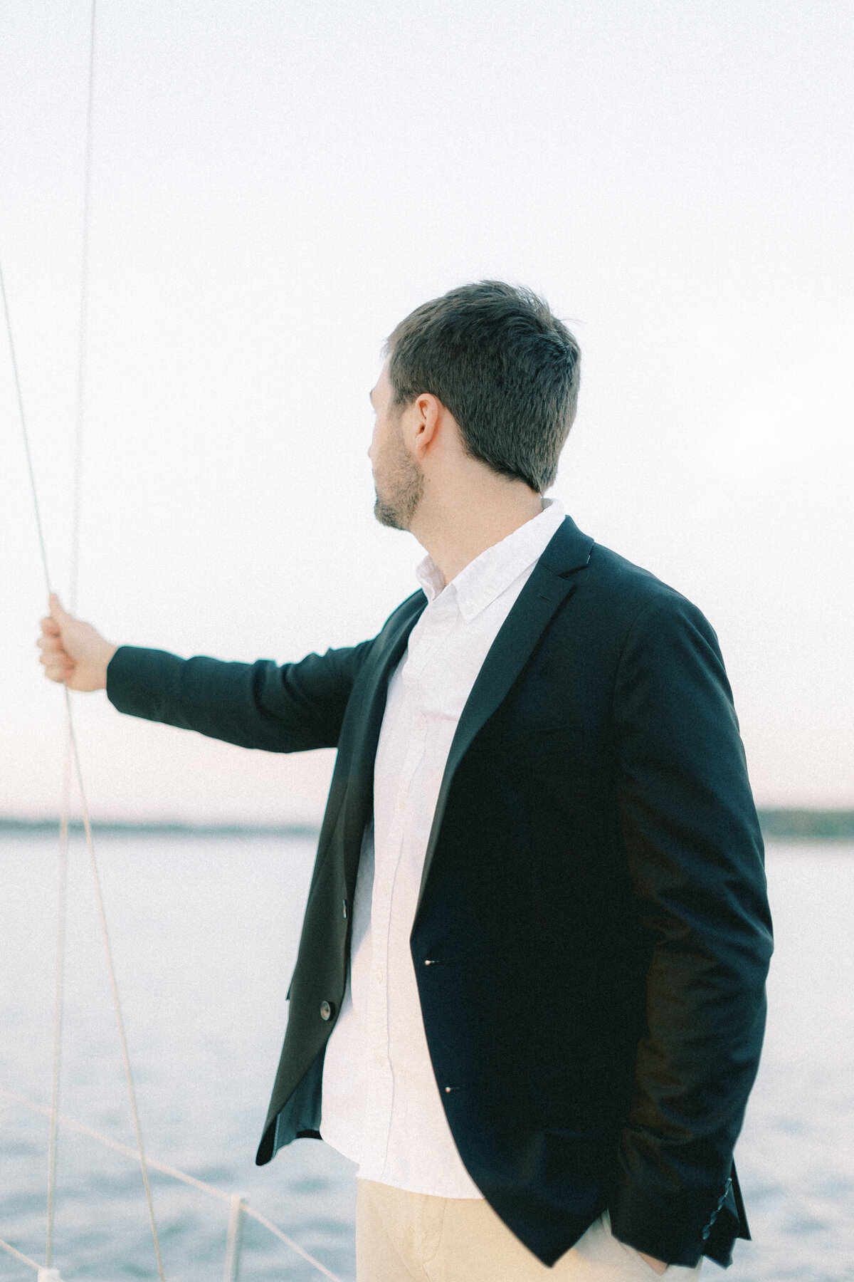 savannah-georgia-sailboat-session-sail-savannah-engagement-hayley-moore-photography-49