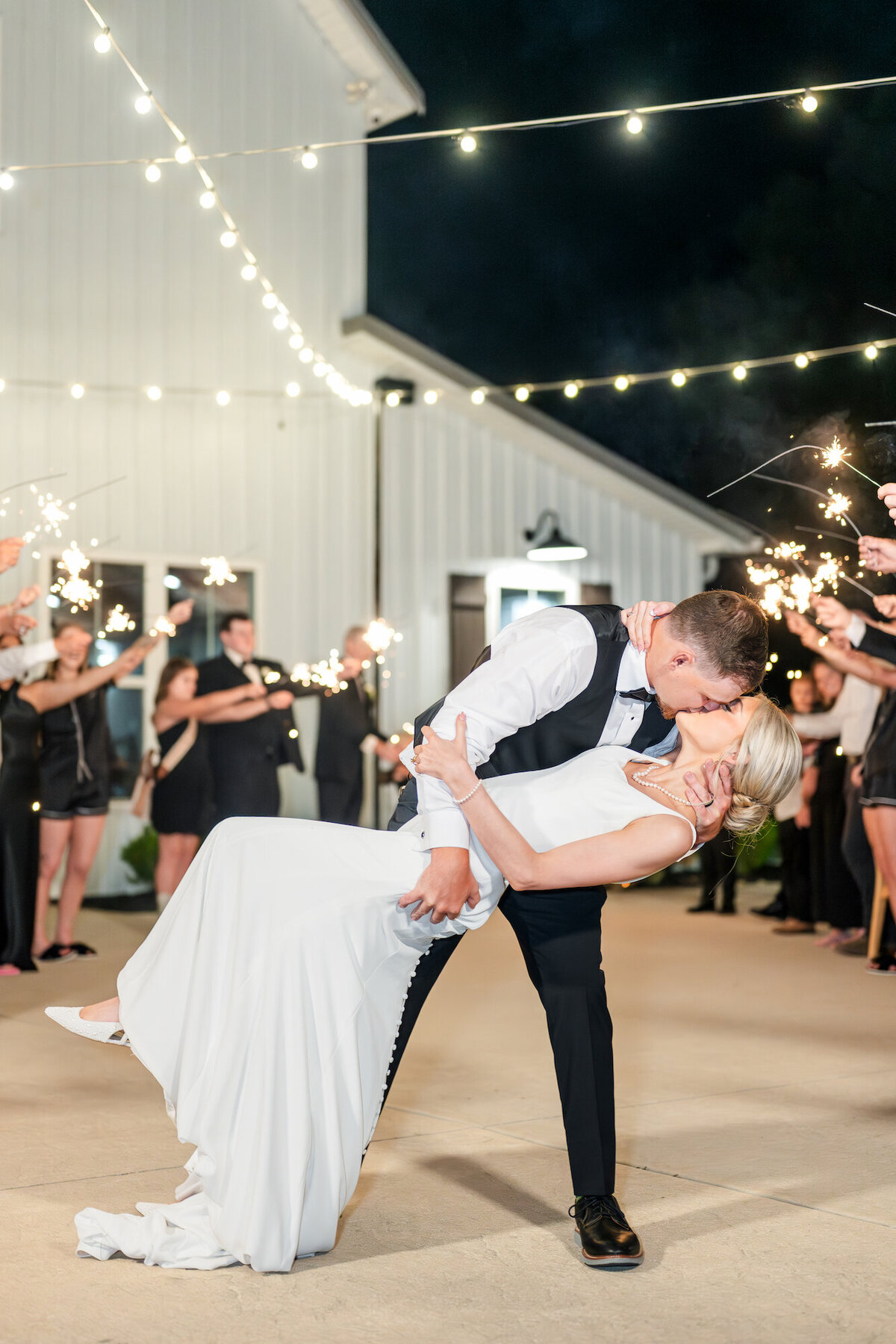 barn-at-white-oaks-wedding-murray-kentucky-145