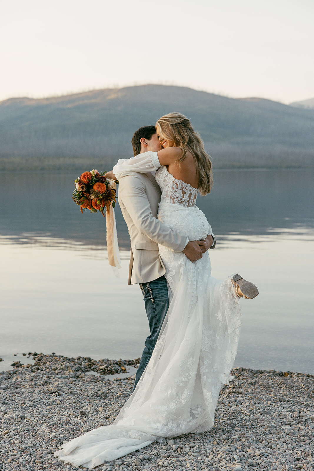 presley-gray-photo-glacier-national-park-elopement-0257