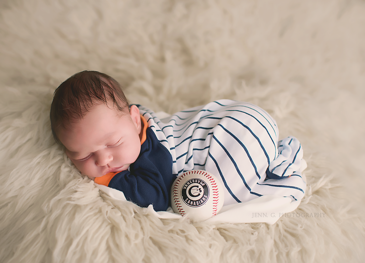 baseball newborn photos