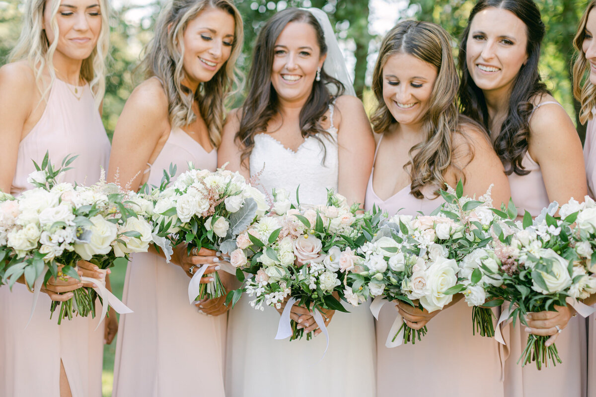 bridesmaids-bouquets-ct-wedding-floris-enza-events-1