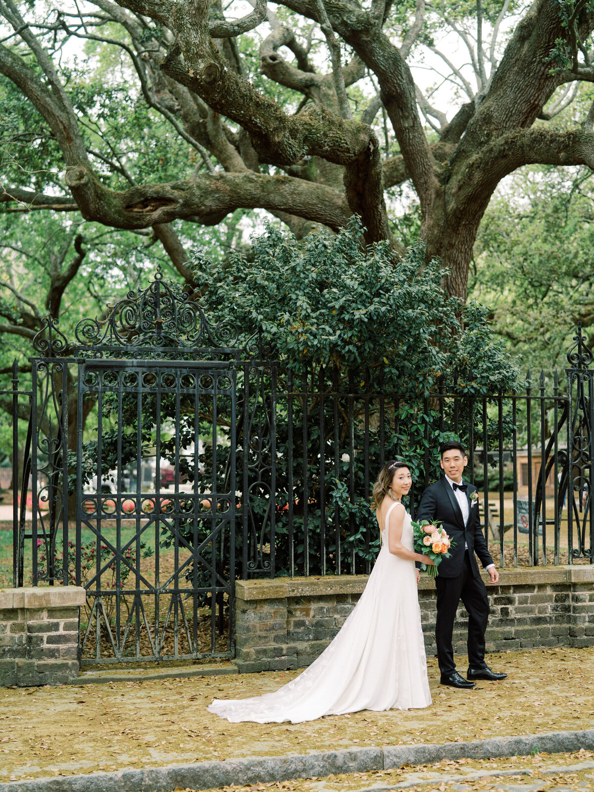 Cannon-Green-Wedding-in-charleston-photo-by-philip-casey-photography-048
