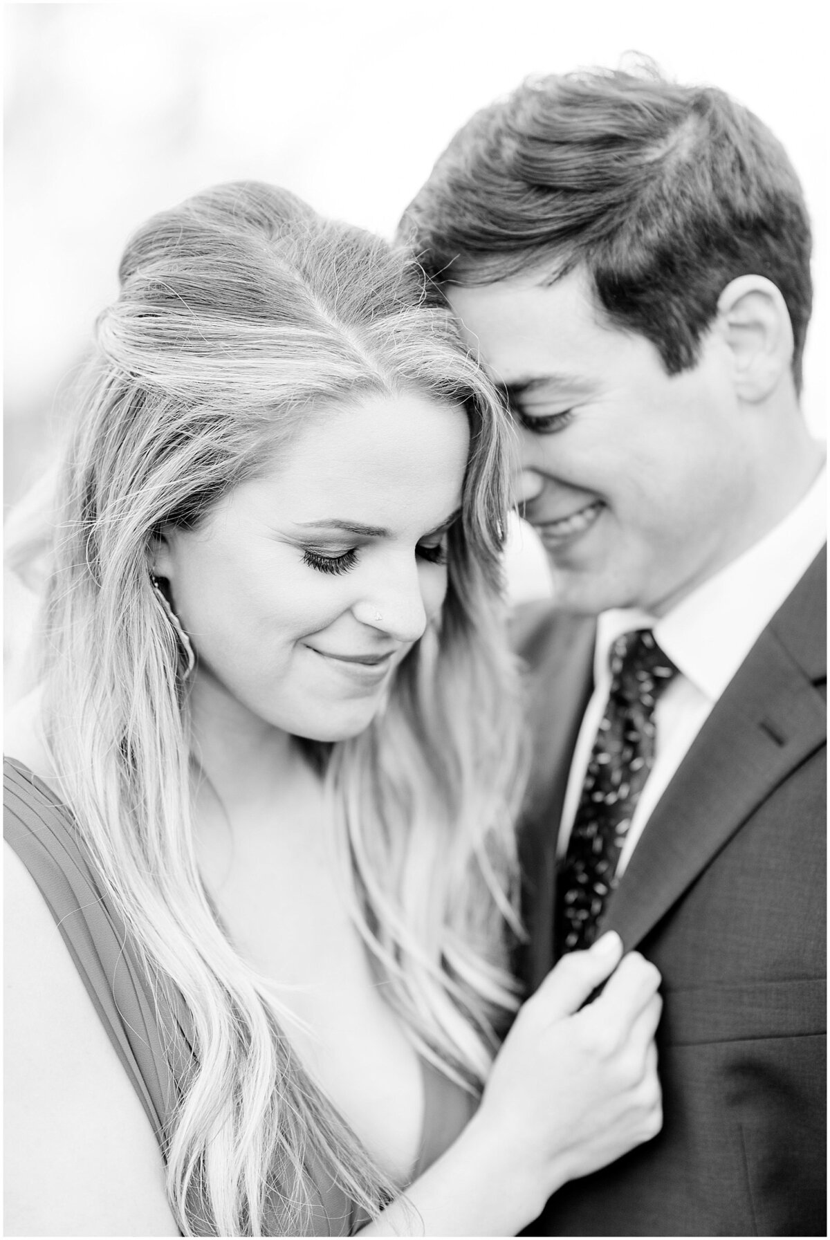 timeless-classic-old-town-alexandria-black-white-engagement-photographer-photo
