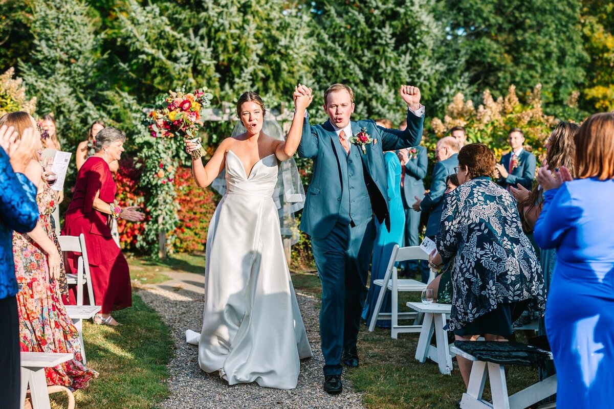 Live_Well_Farm_Colorful_Fall_Wedding_Harpswell_Maine_Photography_0060