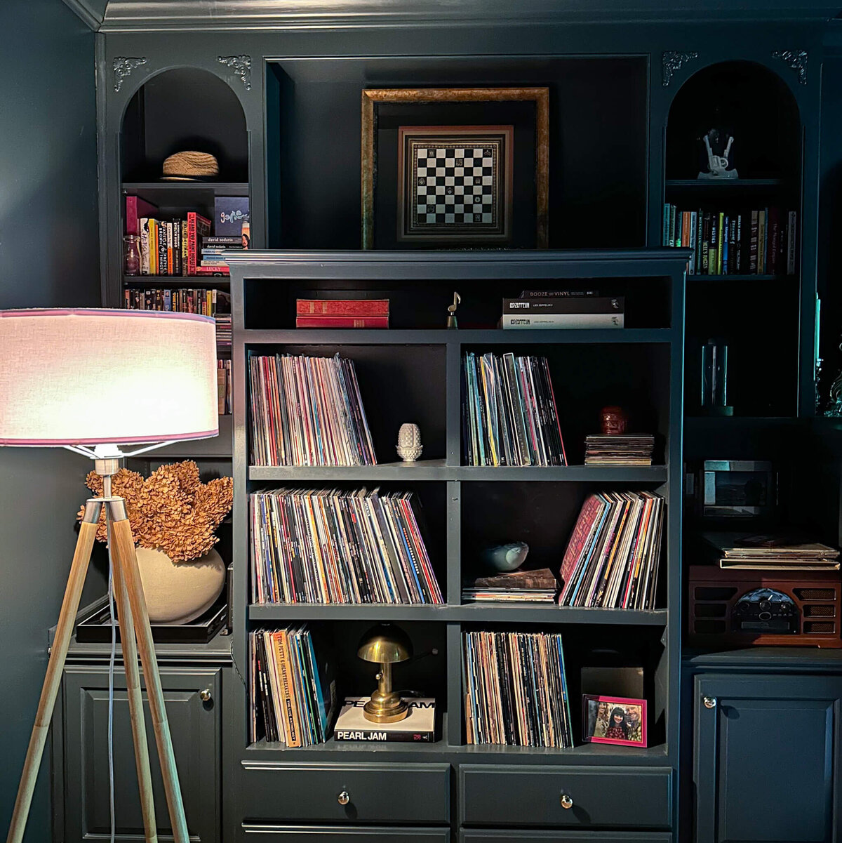 dark-academia-music-room