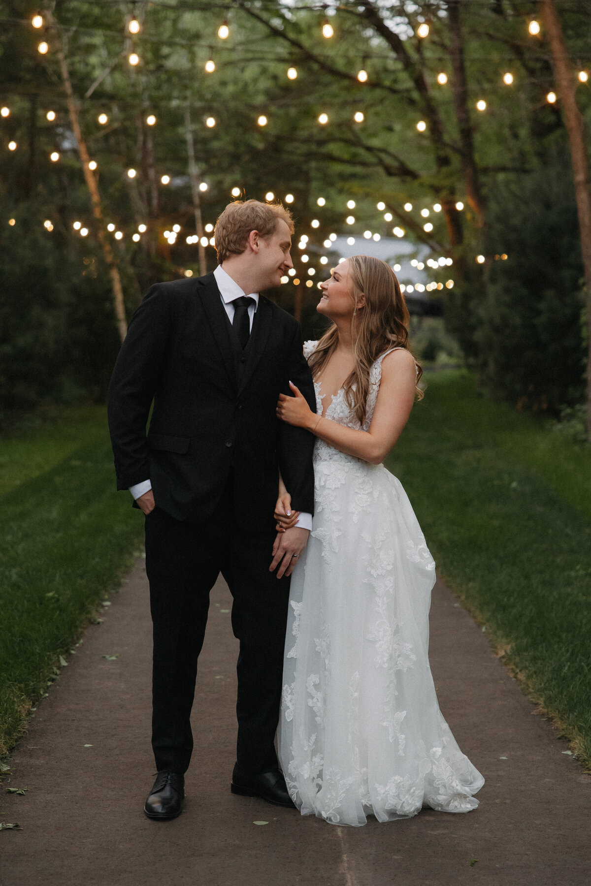 Katelyn and Josiah's Pepin, Wisconsin Wedding Photography-707
