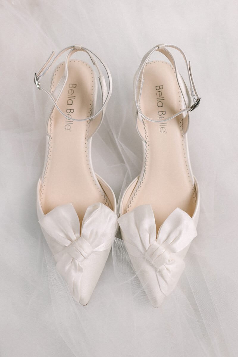 evansville-wedding-bride-getting-ready-details01