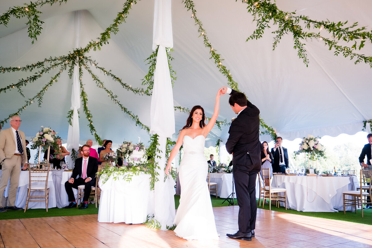 wedding tent at kahkwa club erie