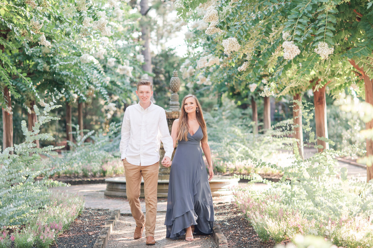 Jennifer B Photography-Sandhills Gardens-Caleb & Laura-Engagement Session-2019-0038