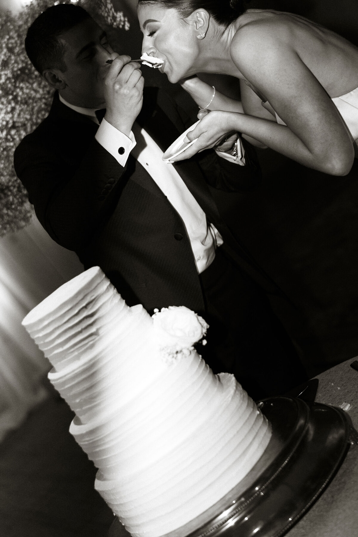 123-bride-groom-wedding-cake