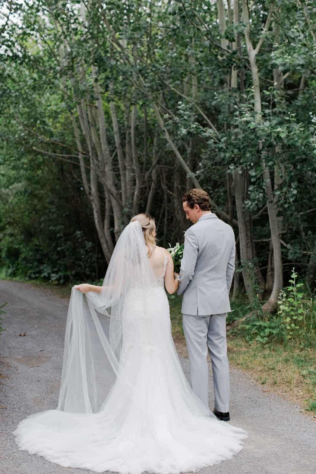 romantic-wedding-carleton-place-stonefields-estate-grey-loft-studio-ottawa-photographer-221