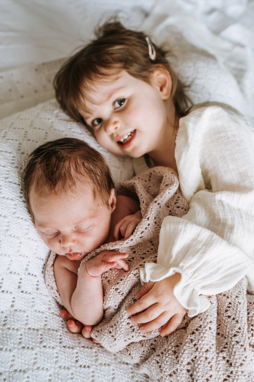 newborn-birth-photographer-doula-buckinghamshire-16
