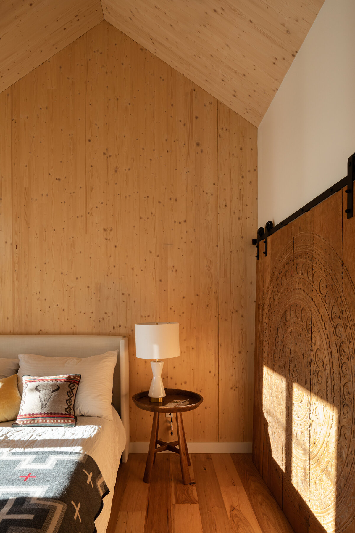 revelstoke top interior designer lexi dupont ski cabin koda interior design