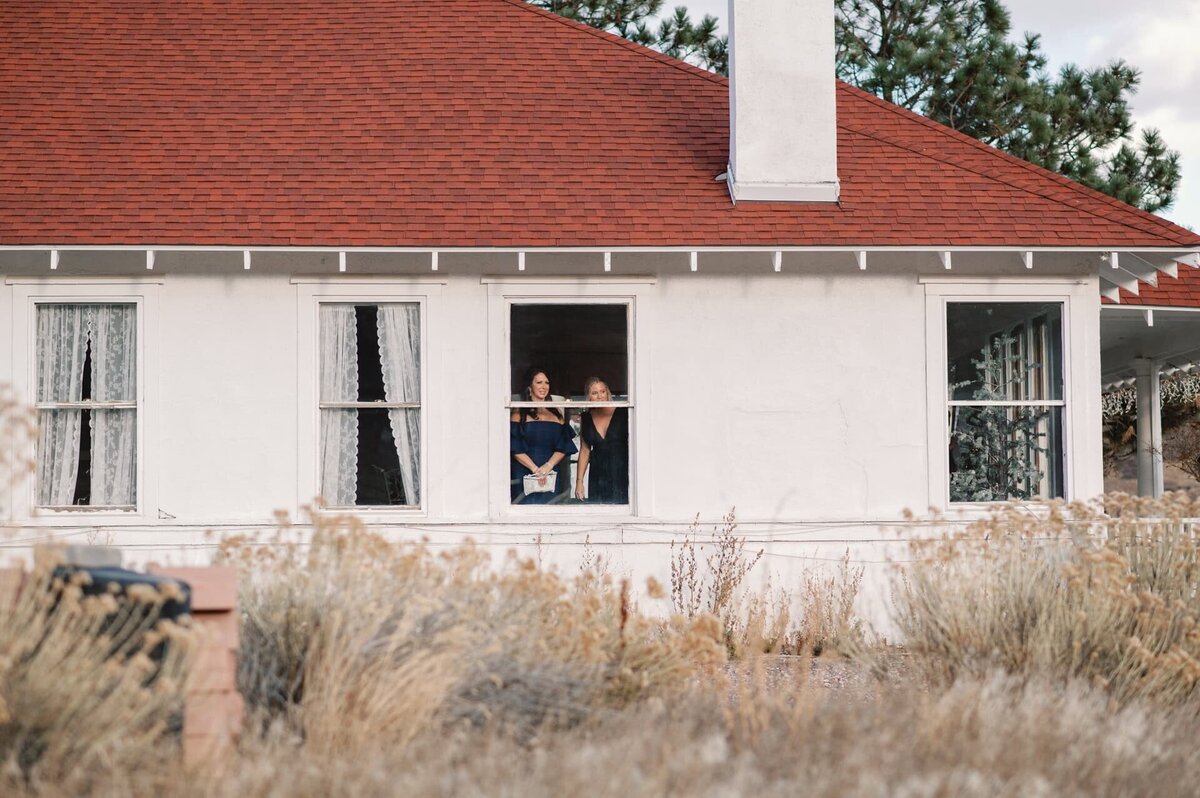 Rocky mountains wedding at The Manor House in Colorado