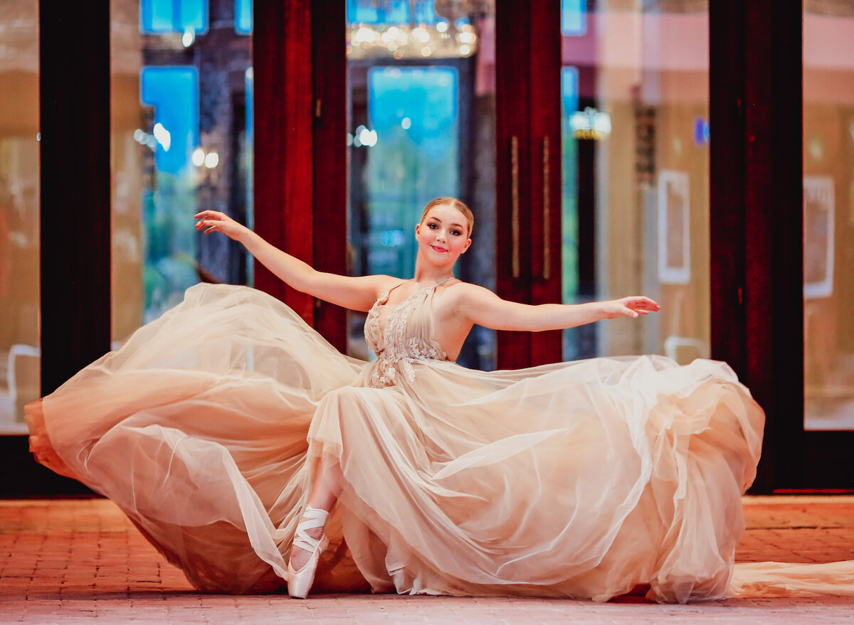 savannah-classy-boudoir-glamour-ballet-portrait-01