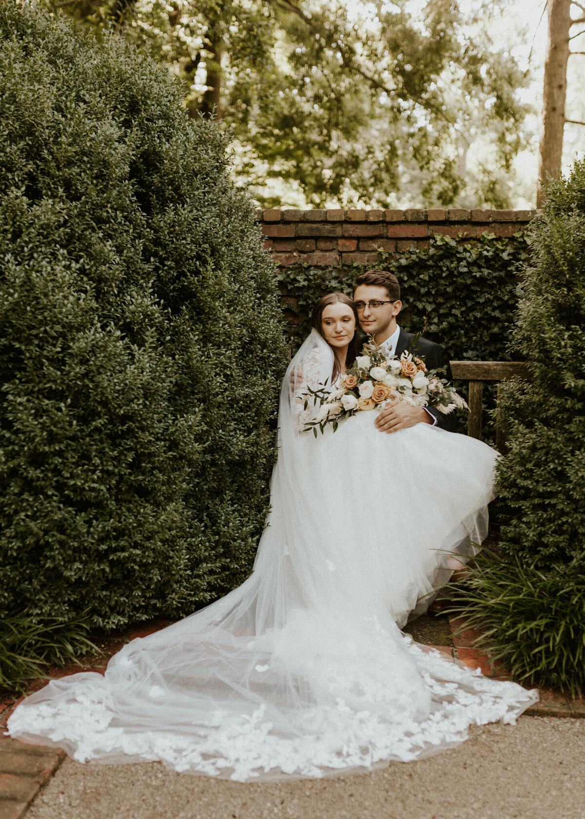 Lexington-Kentucky_Bohemian-Garden-Wedding_Anna-Ray-Photography-1