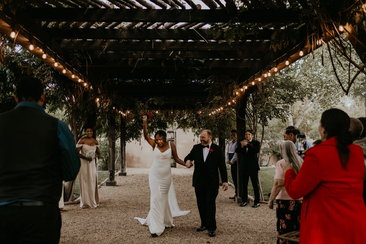 casa-perea-art-space-wedding-corrales-new-mexico-31
