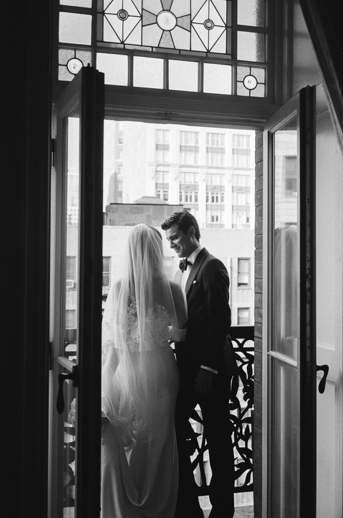 hotel-chelsea-wedding-madeleine-elliott-071
