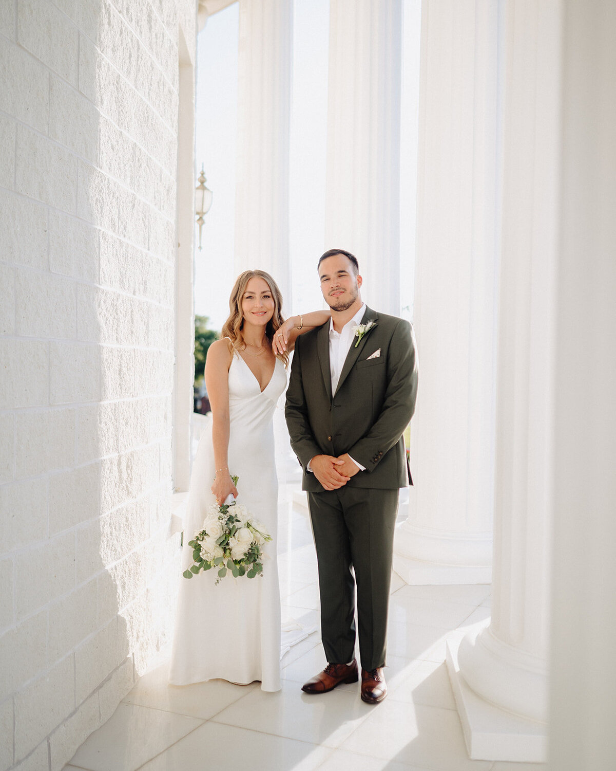 arron-mcneile-photo-whitehurst-gallery-florida-elopement-chantilly-chic-celebrations-23