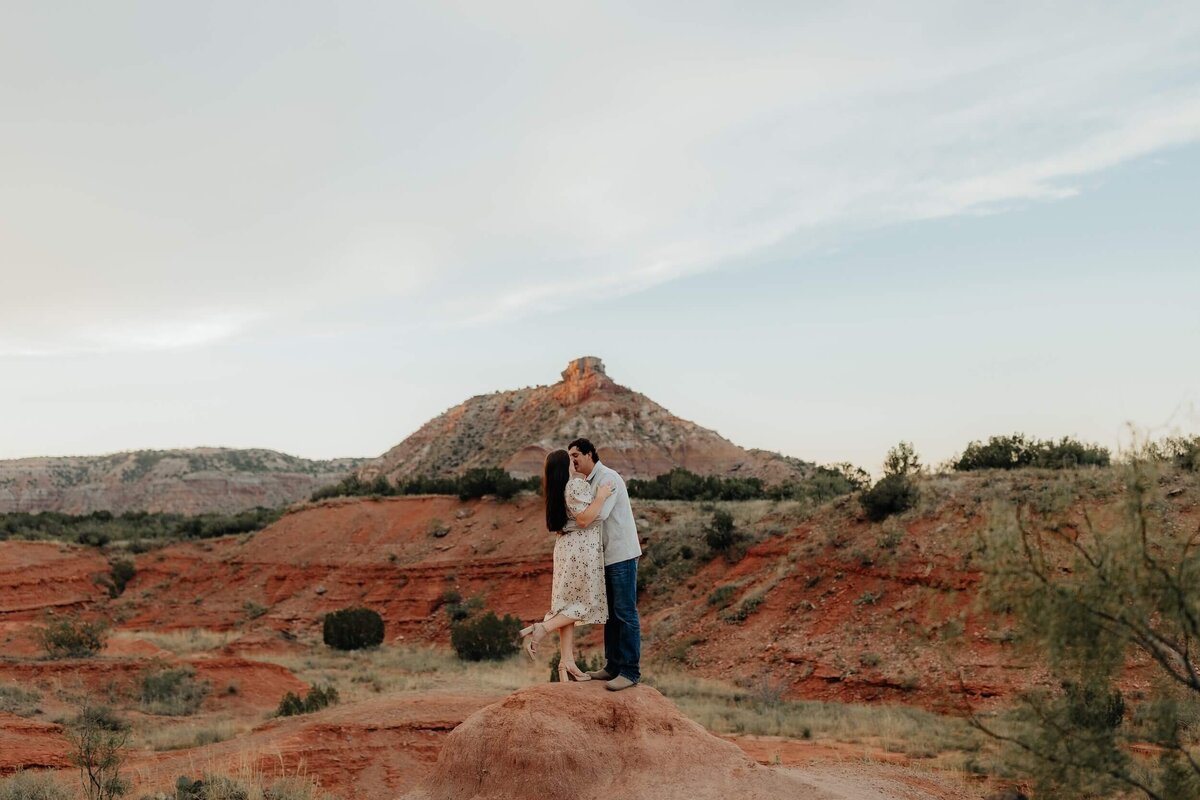 romantic-pdc-couple