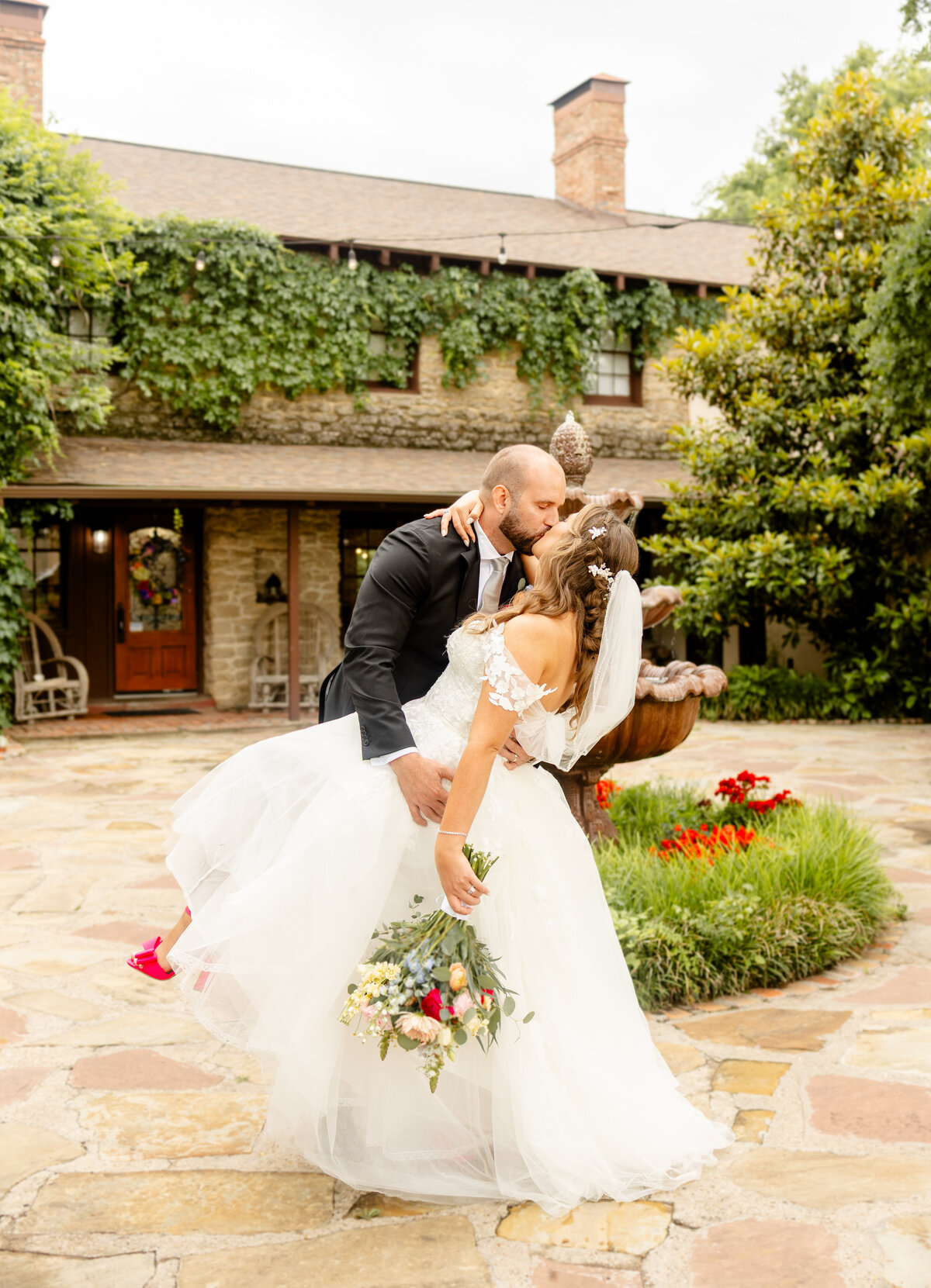 Hidden Gardens Wedding Venue Texas