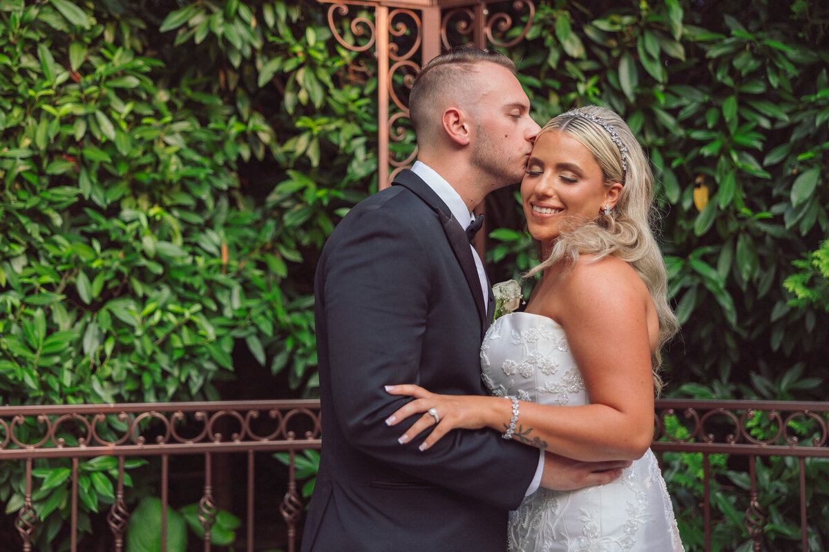 240816-Victoria&Joseph-LeonardsPalazzo-Wedding-GreatNeck-NY-Previews-Web-171