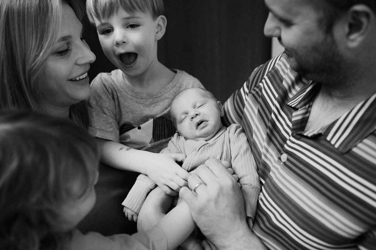 newborn-nieuw leven-fotograaf gezocht - herentals - gezin - gezinsfotograaf-105
