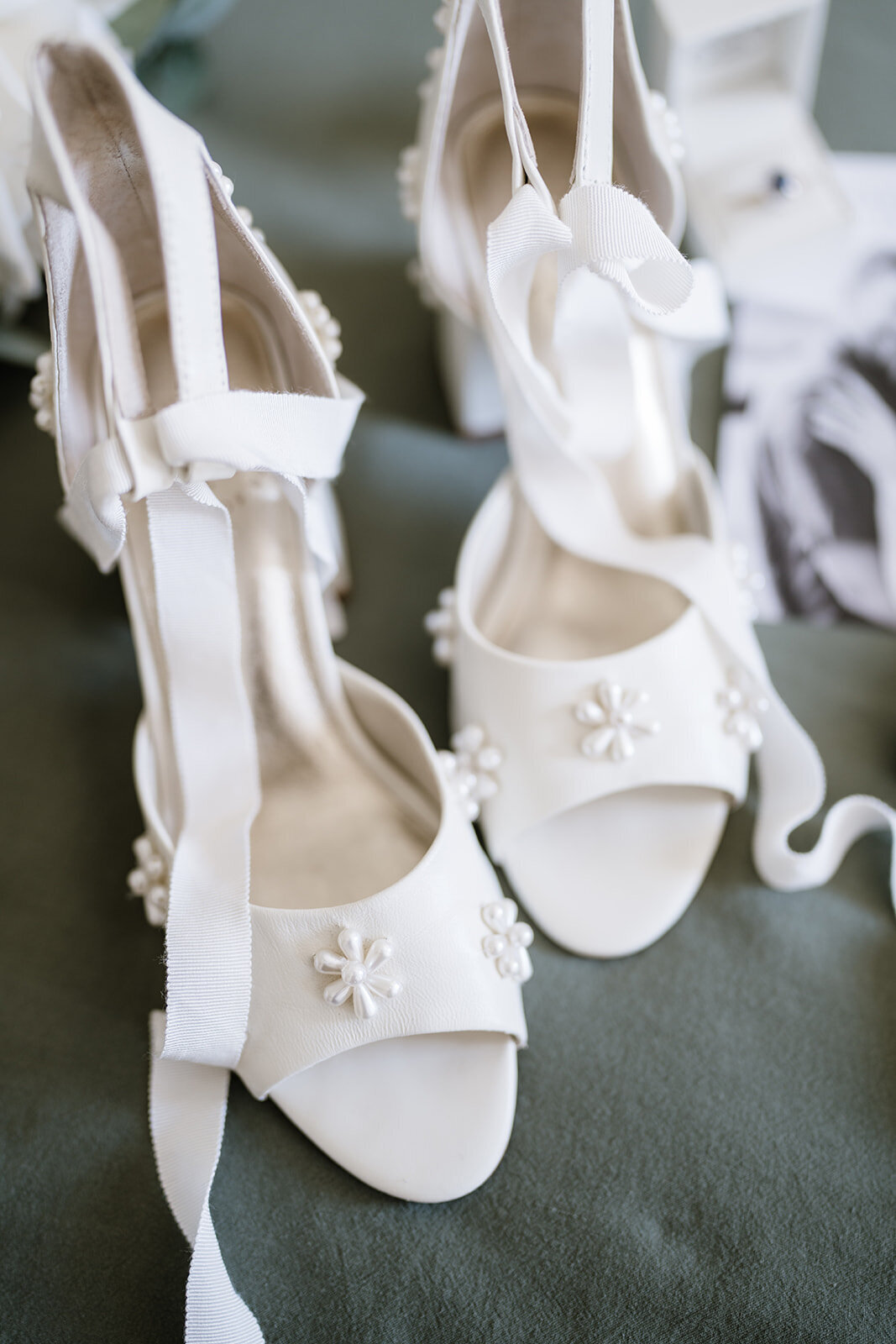 Lydia and Bradley - Bride Getting Ready - JessicaCarrollPhotographer-13_websize