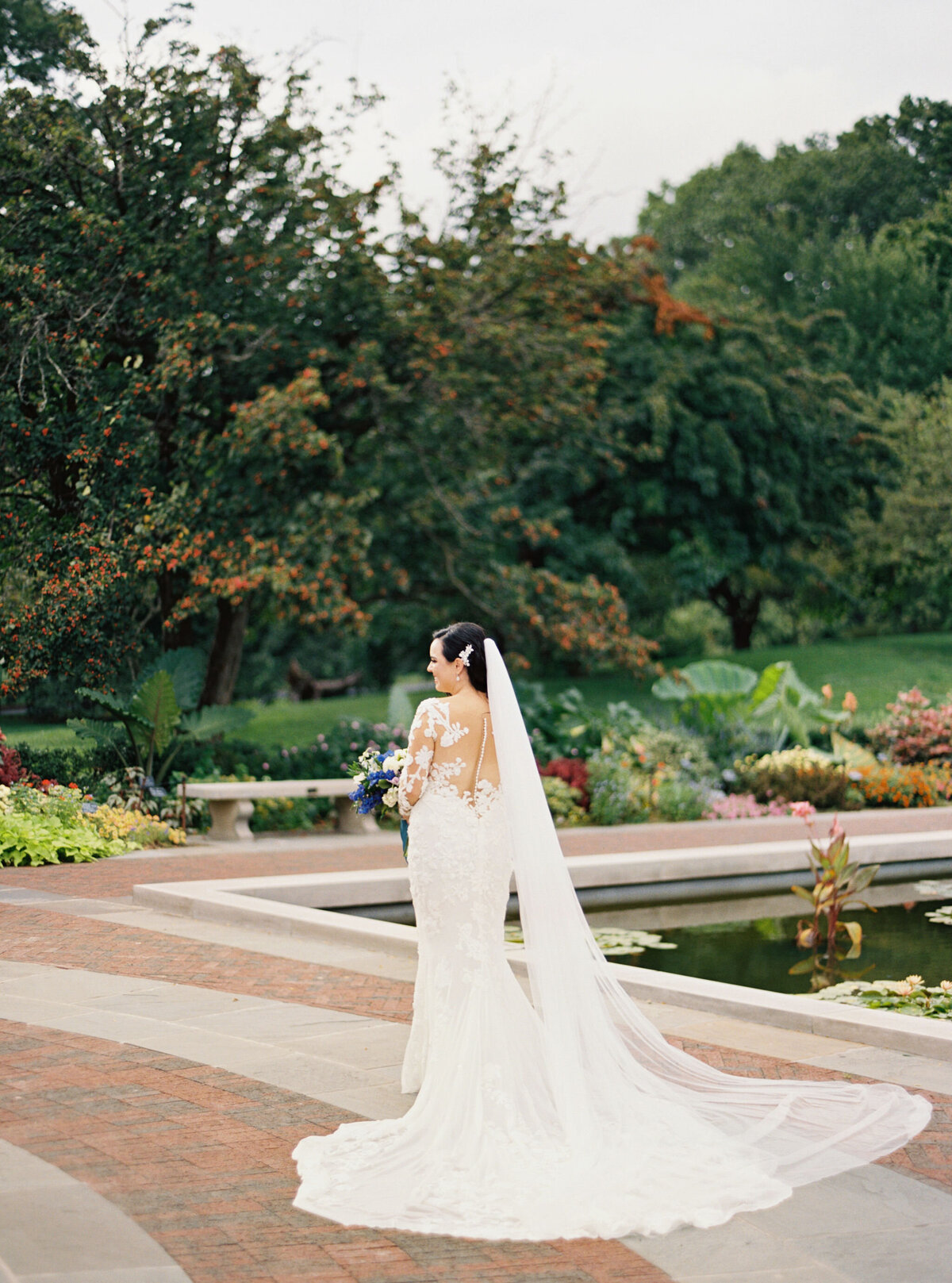 Rachel&Carlos-Fine-Art-Film-Wedding-Photographer-Brooklyn-Botanical-Garden-11