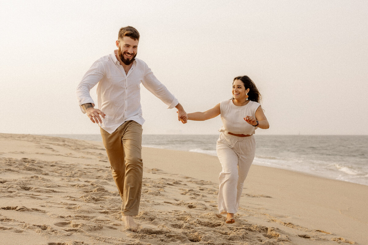 sandy-hook-nj-couple-photoshoot