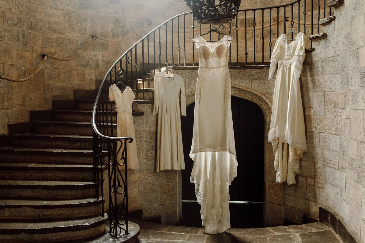 the+delta+school+arkansas+wedding+generational+wedding+dress+shot+dallas+raleigh+photography+photographer