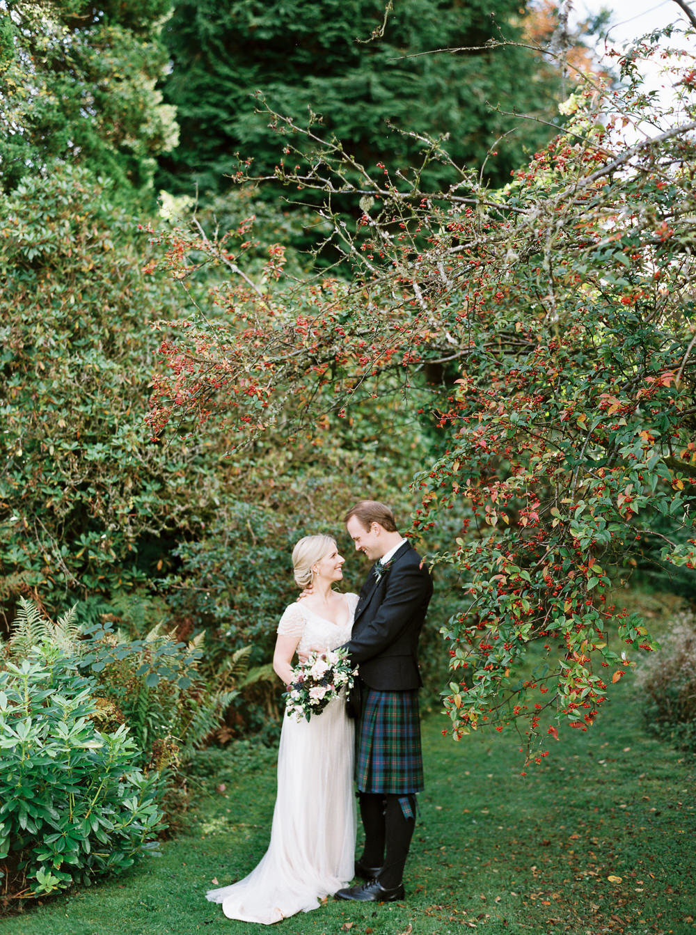 Cromlix Hotel Wedding - Scotland Wedding Photographers_1046