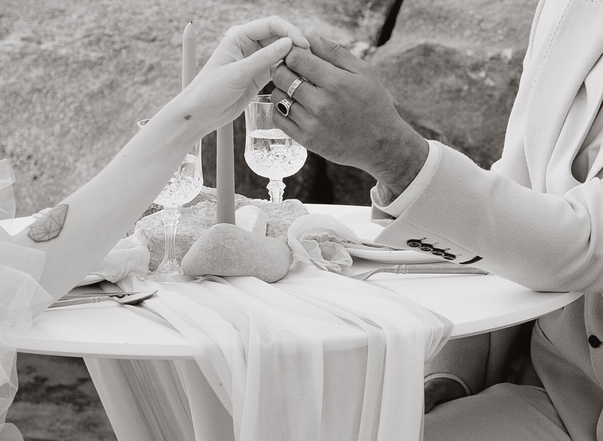 GREECE-ELEOPEMENT-MANDRAKIA-BRIDE-GROOM-photography-23