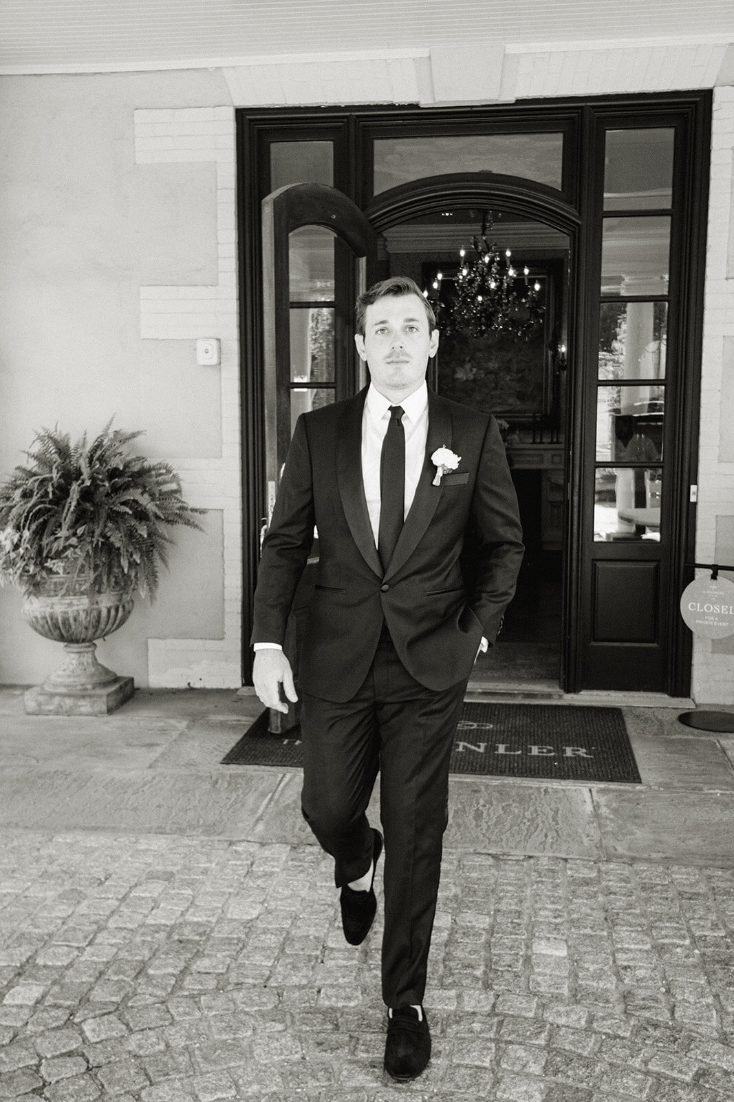 Wedding_Chanler Cliff Walk_Newport Mansions_RI__805T4A5215©HilaryBlock