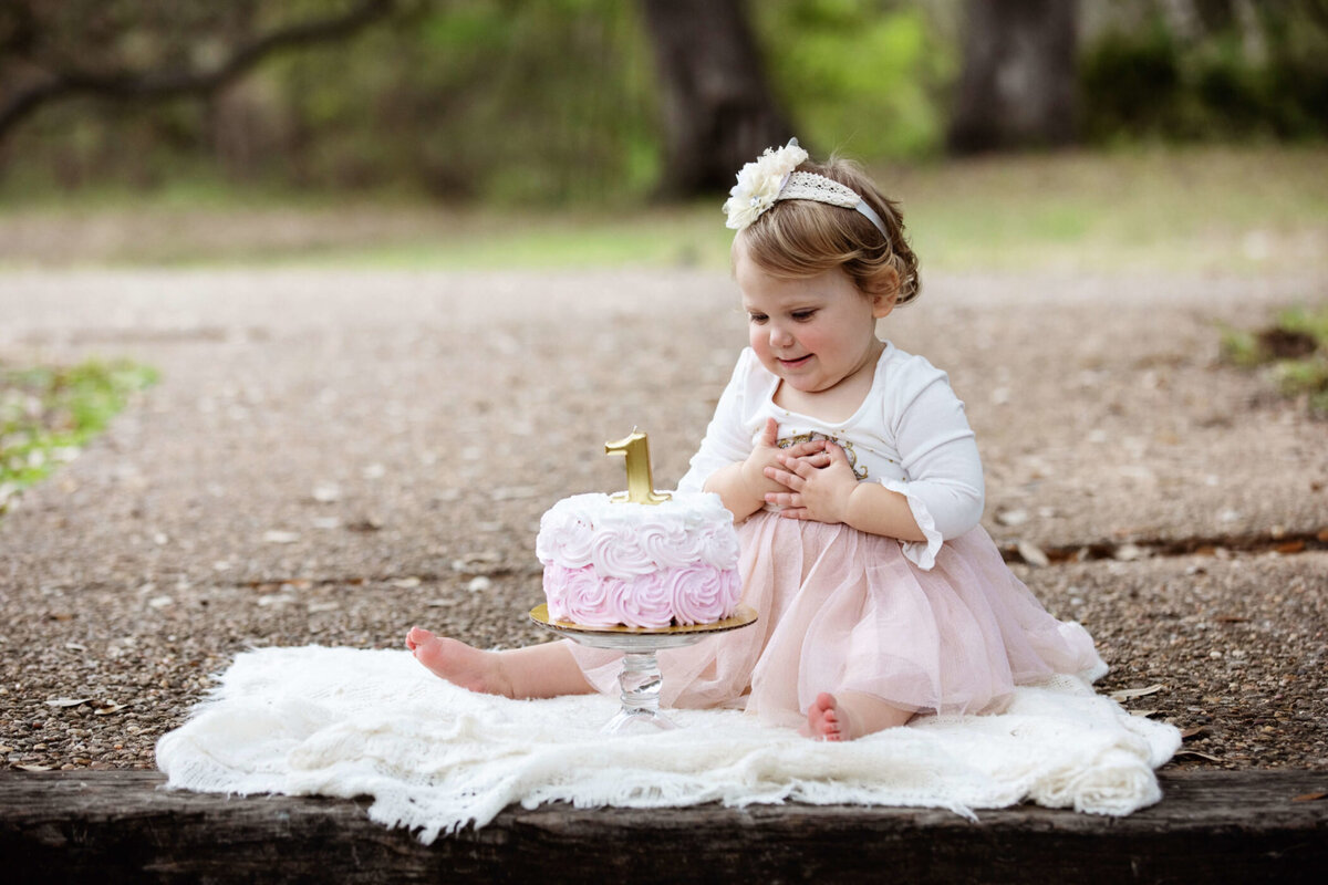 cake smash photographer austin, cake smash photography near me, Austin cake smash photography, baby birthday photos Austin