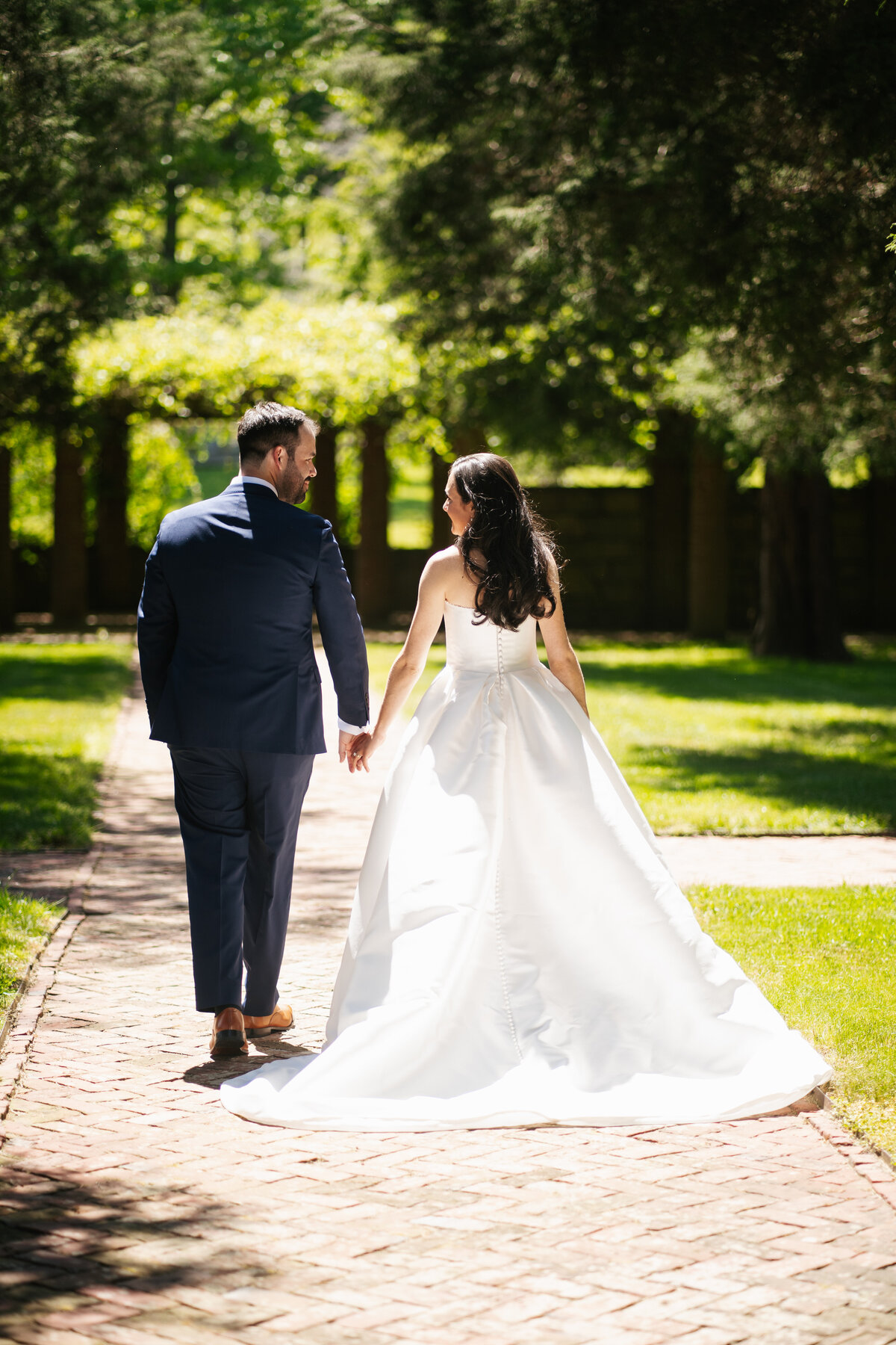Turner Hill in Ipswich, MA, offers a stunning historic estate for weddings and events. Capture timeless moments with its elegant architecture and scenic gardens.