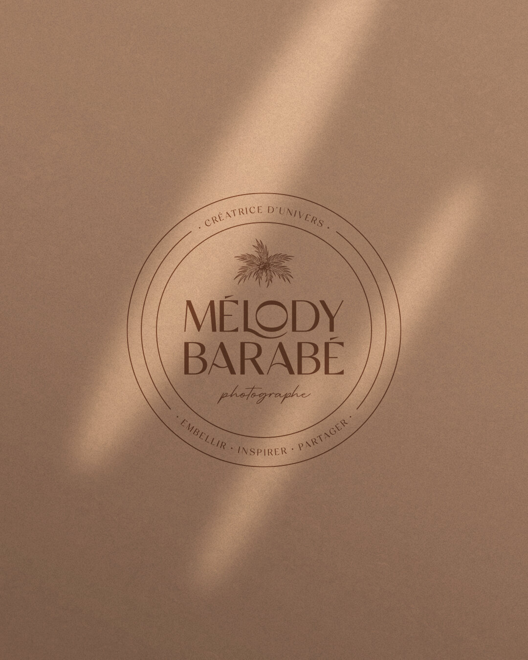 MelodyBarabe-Mockup0