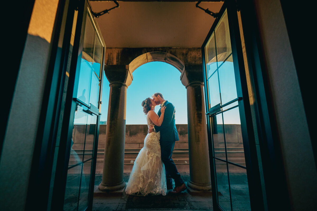 97Intercontinental-Chicago-Hotel-Wedding-Photos-Lauren-Ashlely-Studios