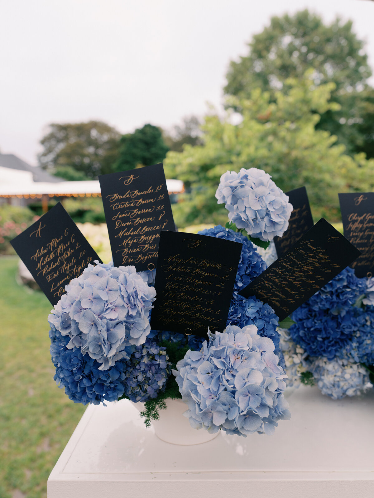 blue-and-white-wedding-inspiration-castle-hill-inn