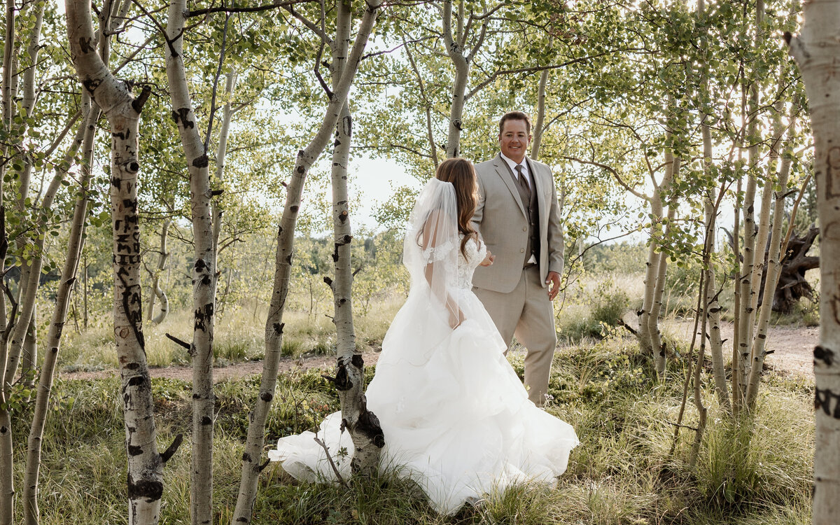 Pikes Peak Elopement Photographer - Jenn and Kyle