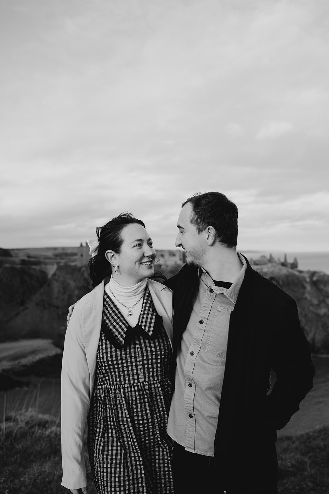 Aberdeenshire Engagement and Couple Photo Session at Dunnottar Castle-4