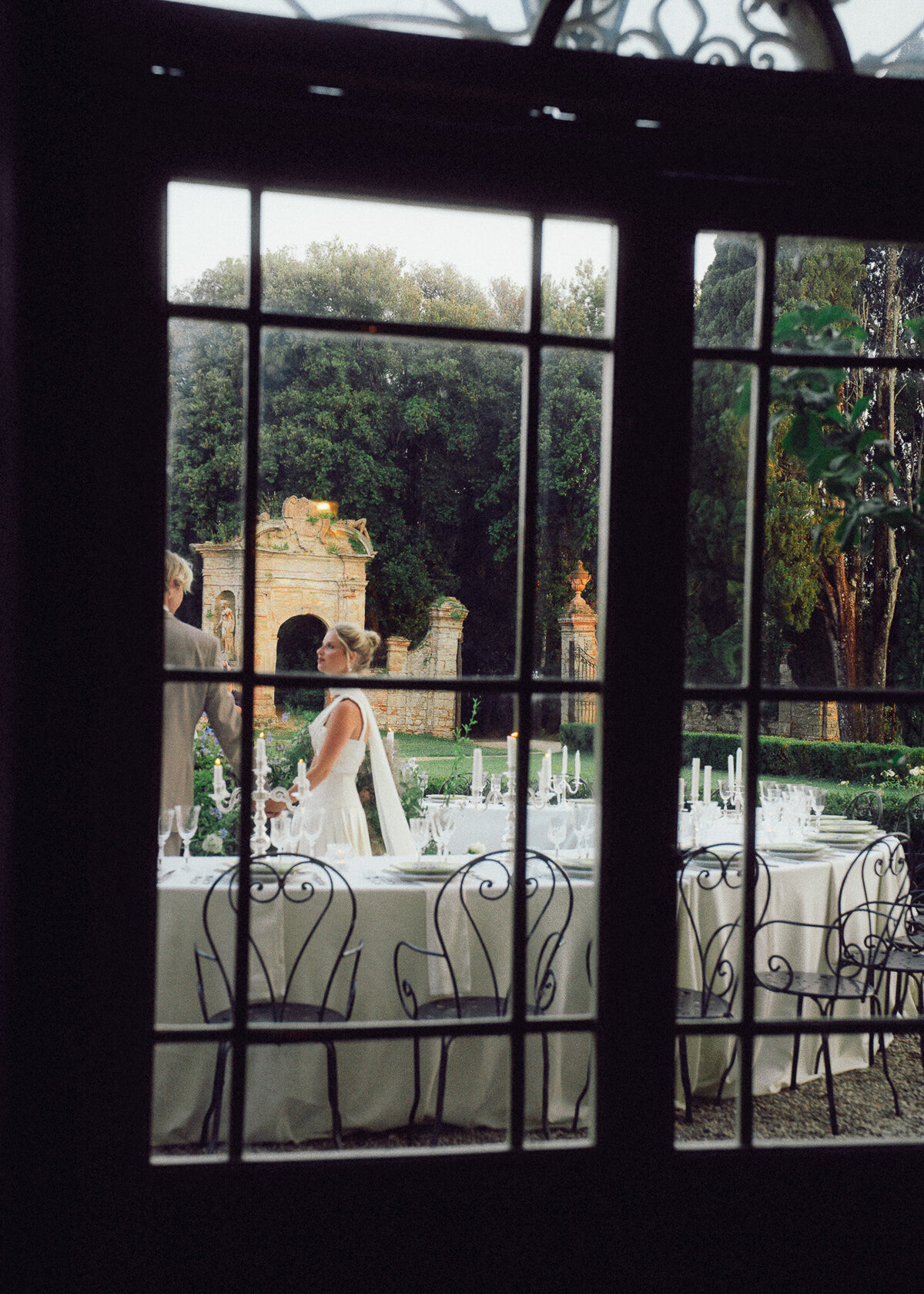 41. destination-wedding-photographer-villa-di-geggiano-155